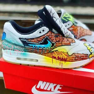 Meet your Posher, Bobby